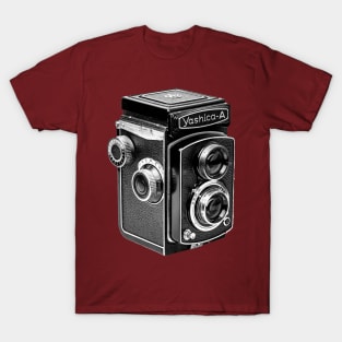 Vintage 1960s Twin Lens Camera - Closed Hood T-Shirt